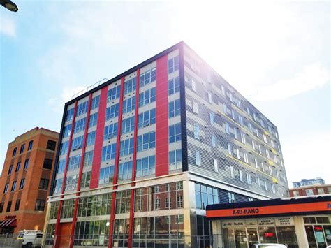 Smile student living - Fully furnished apartments with in-unit washer/dryer, smart TV, and high-speed internet in the heart of Campustown. Enjoy the rooftop patio, the Flamingo amenity center, and the …